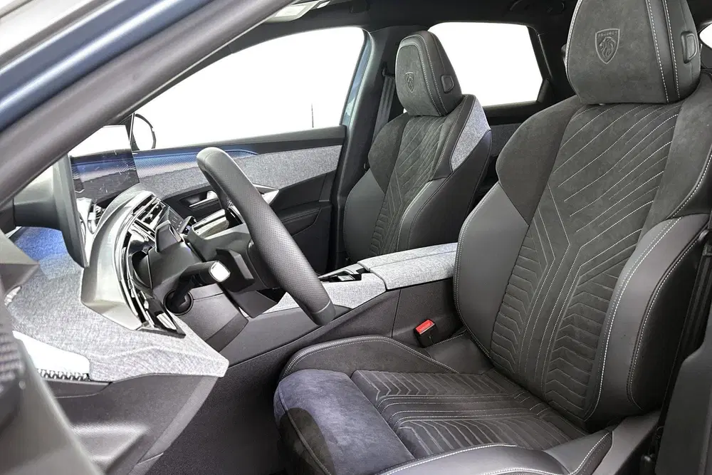 Peugeot 3008 1.6 plug-in Hybrid 225 GT Panoramadak Stuu uit 2026, foto 6