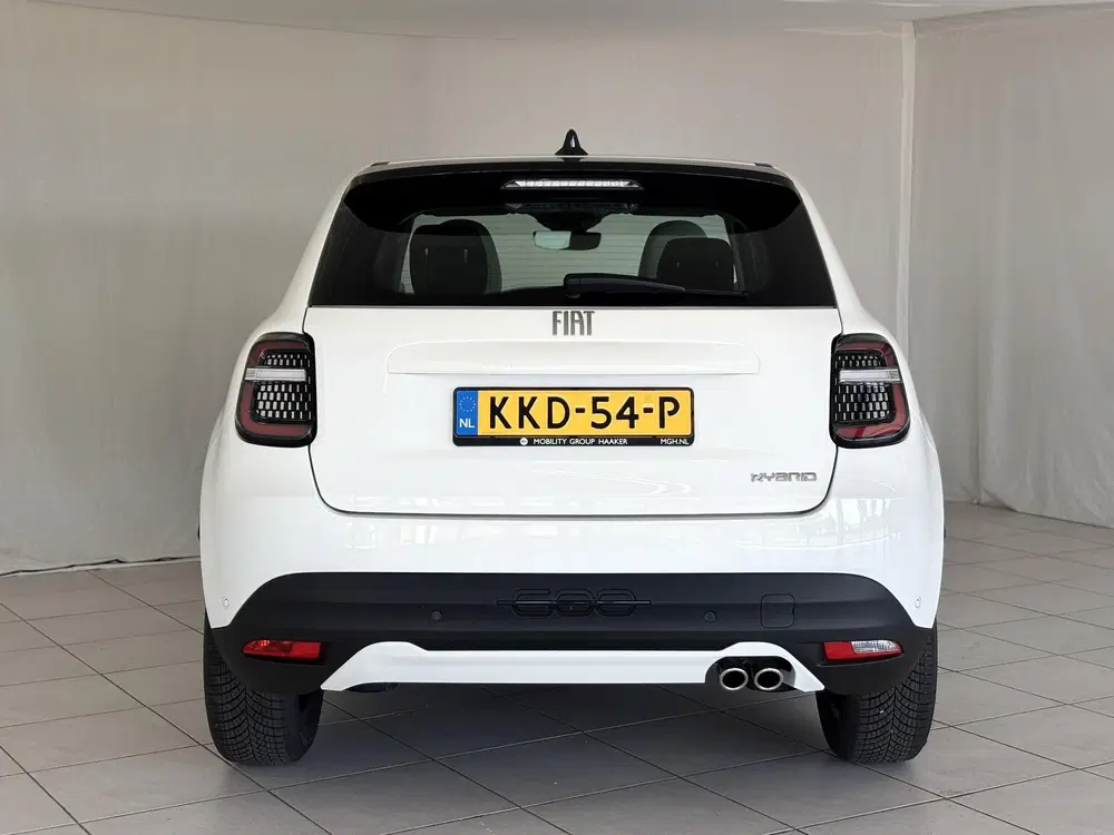 Fiat 600 1.2 Hybrid Icon 145 PK uit 2026, foto 11