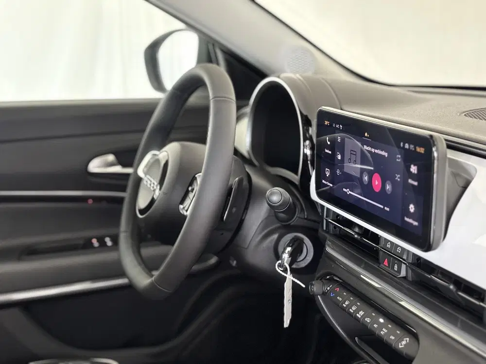 Fiat 600 1.2 Hybrid Icon 145 PK uit 2026, foto 3