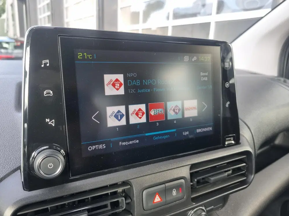 Peugeot Rifter EV Active Pack 50 kWh NAVI uit 2022, foto 10