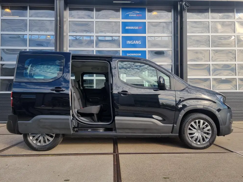 Peugeot Rifter EV Active Pack 50 kWh NAVI uit 2022, foto 5