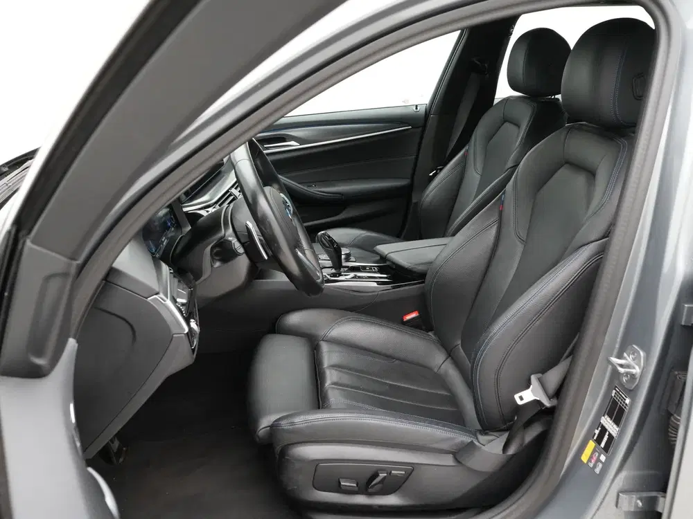 BMW 5-serie 530e Touring Business Edition Plus uit 2023, foto 4