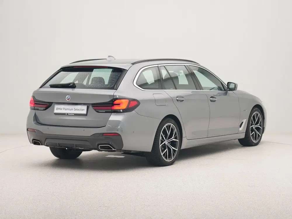 BMW 5-serie 530e Touring Business Edition Plus uit 2023, foto 8