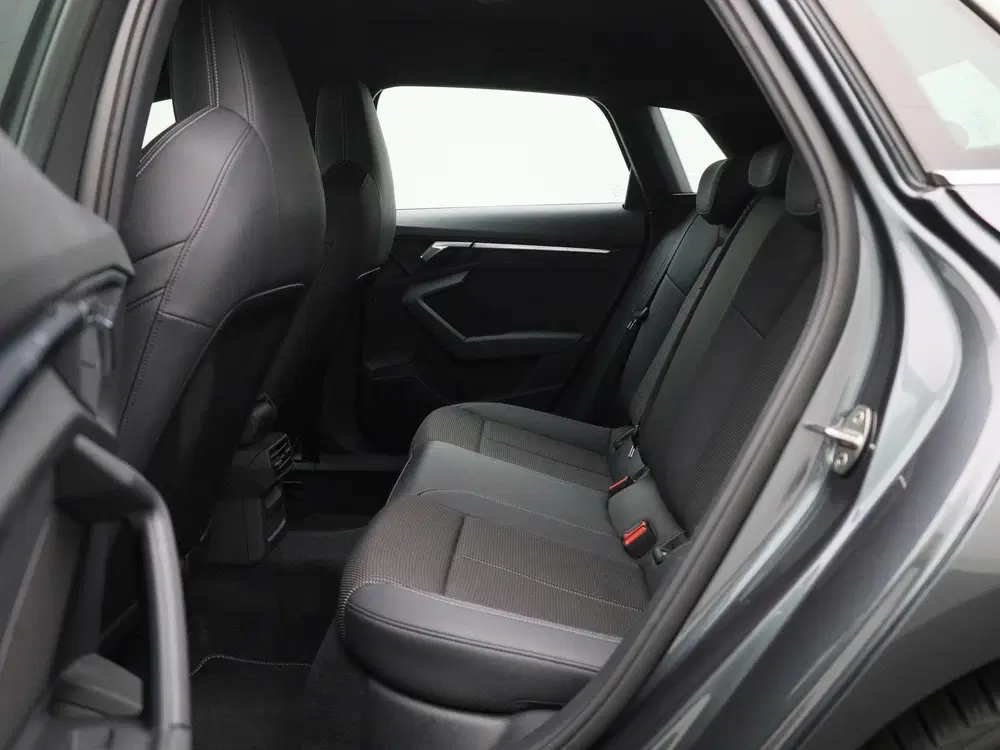 Audi A3 30 TFSI S edition 110 PK uit 2023, foto 12