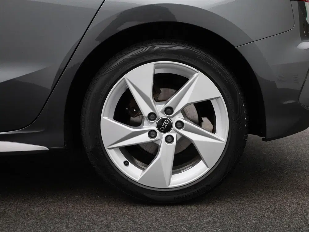 Audi A3 30 TFSI S edition 110 PK uit 2023, foto 13