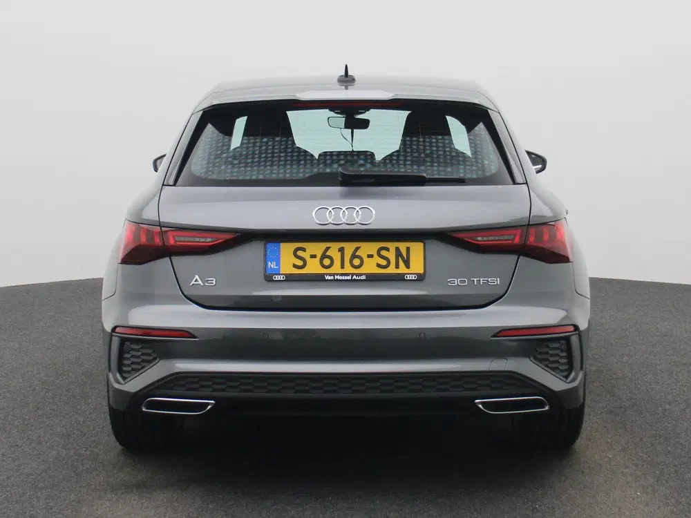 Audi A3 30 TFSI S edition 110 PK uit 2023, foto 5