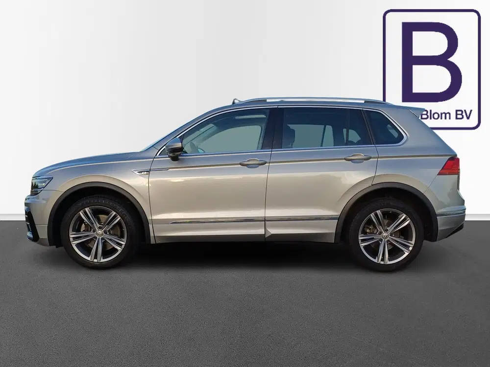 Volkswagen Tiguan 2.0 4Motion Highline Business R uit 2020, foto 9
