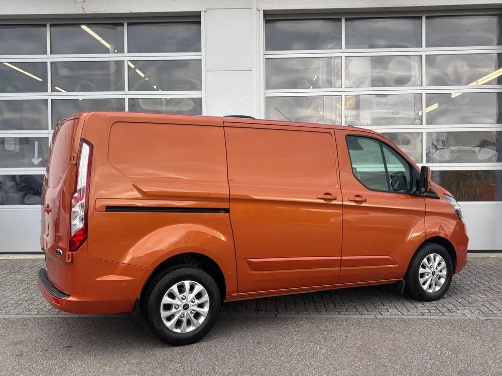 Ford Transit Custom uit 2019, foto 2