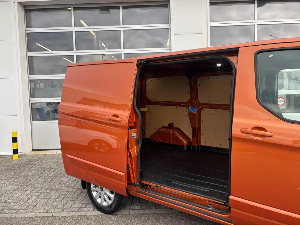 Ford Transit Custom uit 2019, foto 8