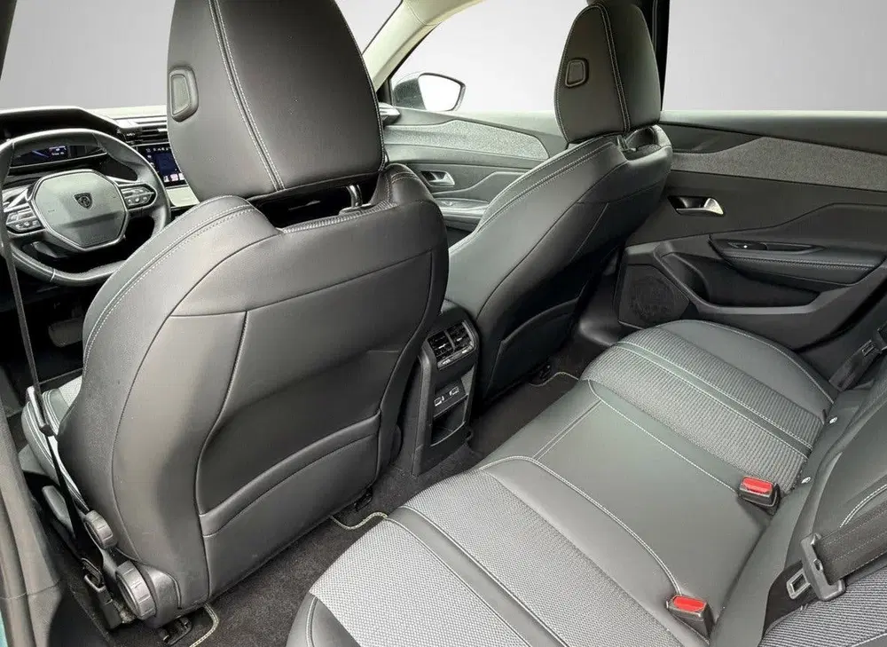 Peugeot 308 1.2 PureTech Allure Pack Business uit 2022, foto 14