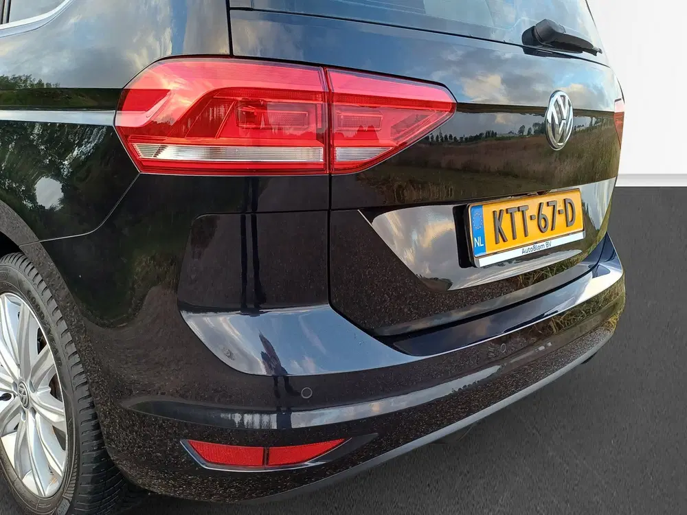 Volkswagen Touran 1.5 TSI Highline uit 2019, foto 13