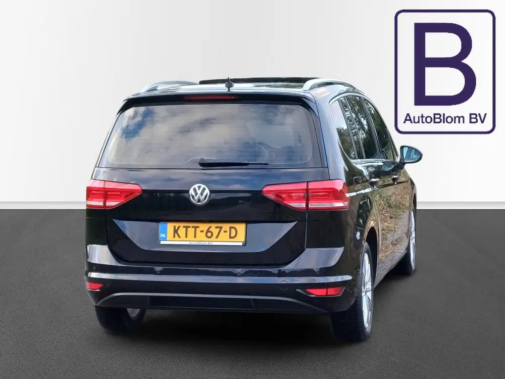 Volkswagen Touran 1.5 TSI Highline uit 2019, foto 6