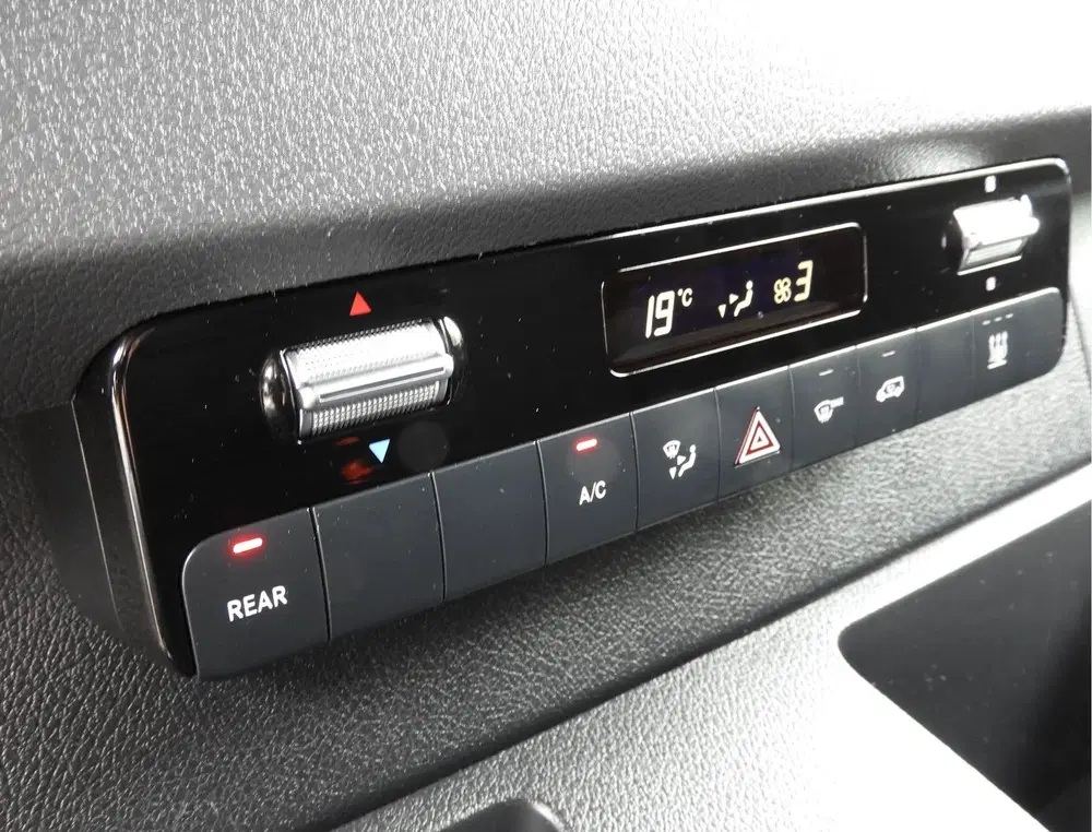 Mercedes-Benz Sprinter 317 1.9 CDI L2H2 RWD AUT uit 2022, foto 11