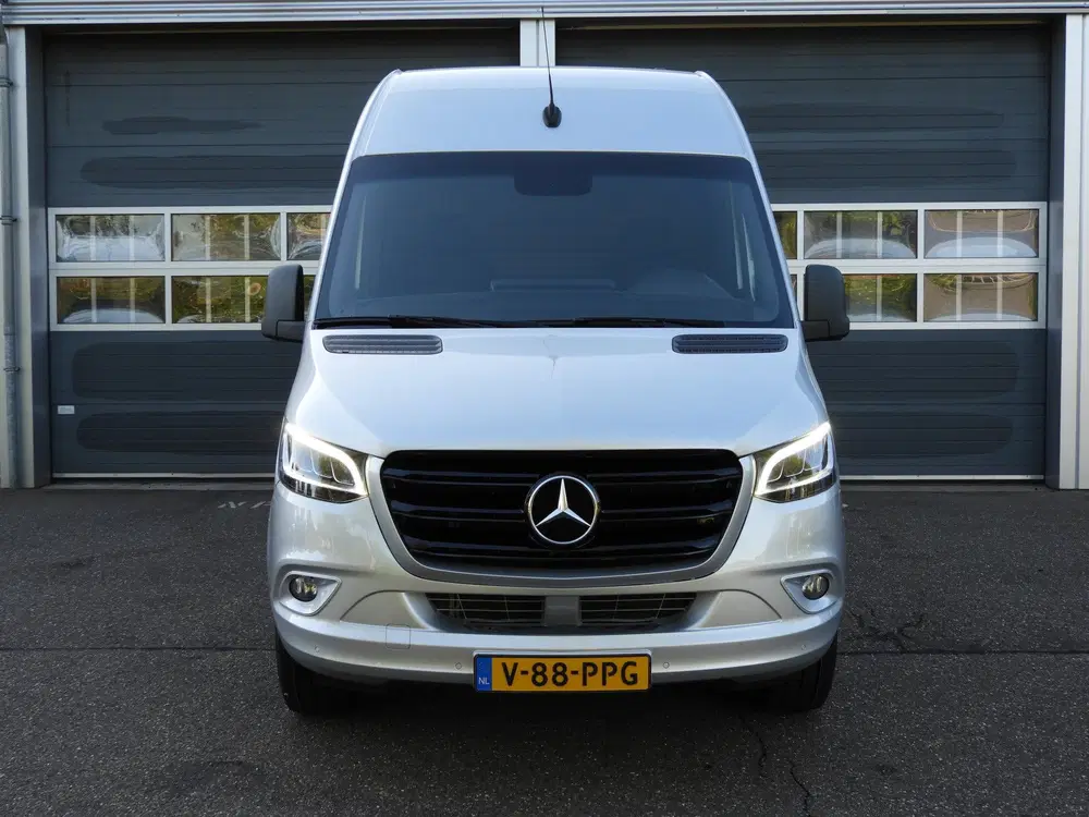 Mercedes-Benz Sprinter 317 1.9 CDI L2H2 RWD AUT uit 2022, foto 2