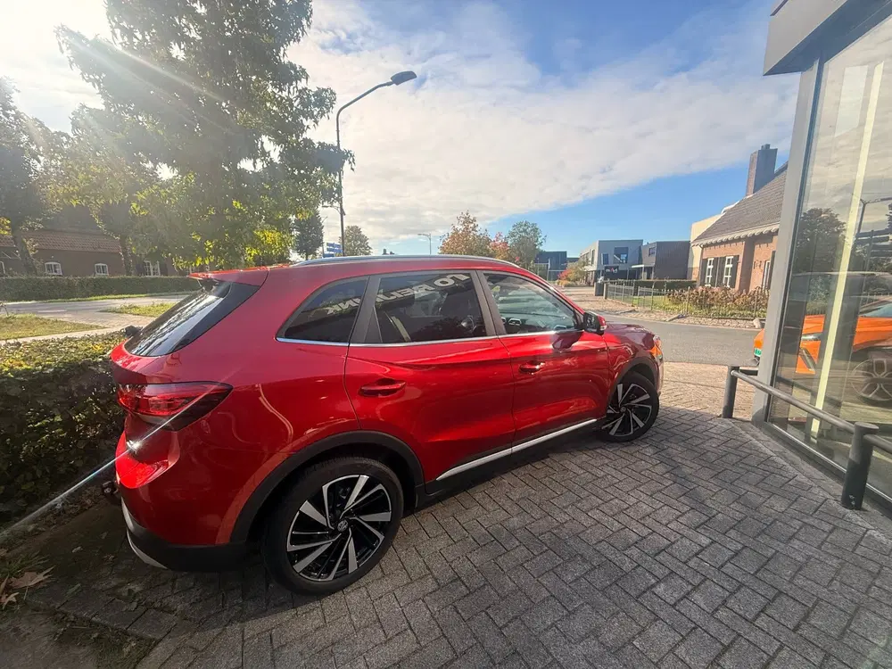 MG ZS MG ZS Hybrid+ 1.5 Hybrid+ Luxury NL Auto uit 2025, foto 4