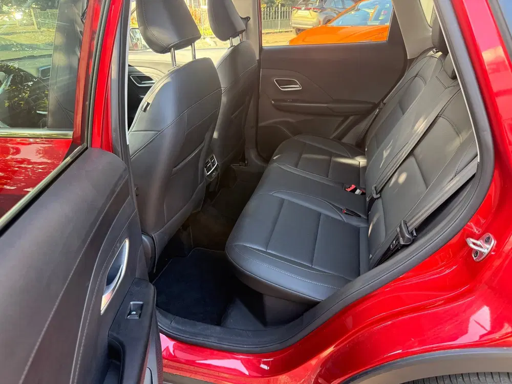 MG ZS MG ZS Hybrid+ 1.5 Hybrid+ Luxury NL Auto uit 2025, foto 8
