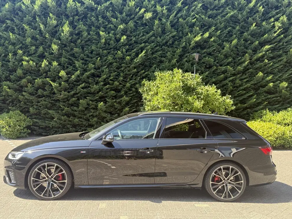 Audi A4 35 TFSI S edition Pano uit 2021, foto 9