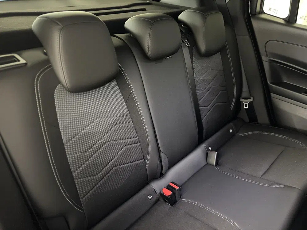 Jeep Avenger 1.2 e-Hybrid Summit uit 2026, foto 10