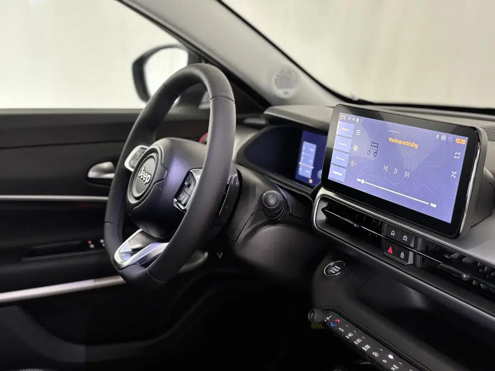 Jeep Avenger 1.2 e-Hybrid Summit uit 2026, foto 3