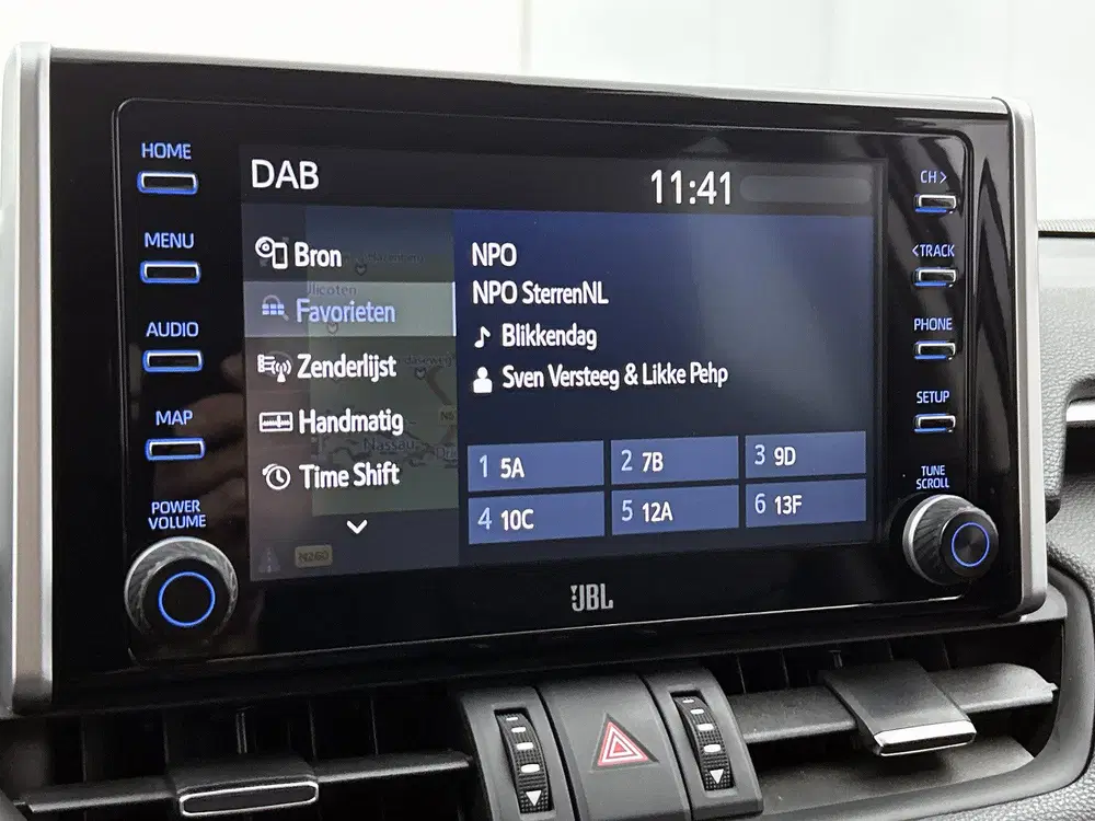 Toyota RAV 4 2.5 Hybrid AWD Executive uit 2019, foto 13
