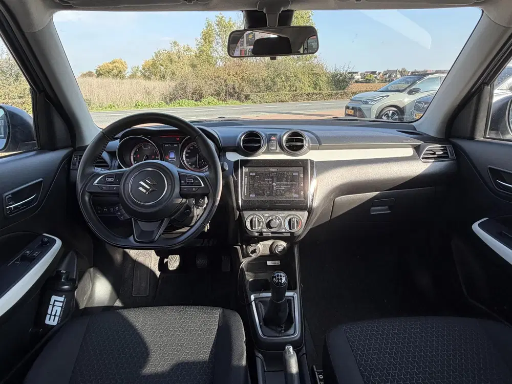 Suzuki Swift 1.2 Select Smart Hybrid CARPLAY uit 2023, foto 2