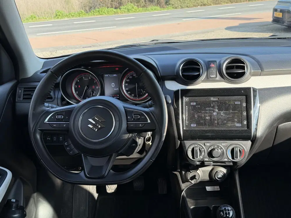 Suzuki Swift 1.2 Select Smart Hybrid CARPLAY uit 2023, foto 6
