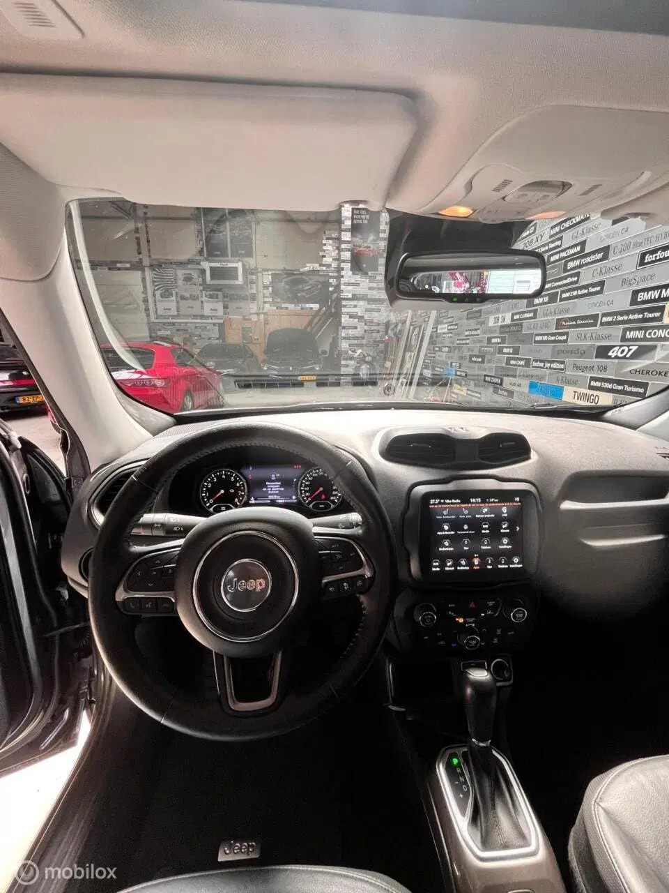 Jeep Renegade 1.3T Limited Automaat uit 2019, foto 8