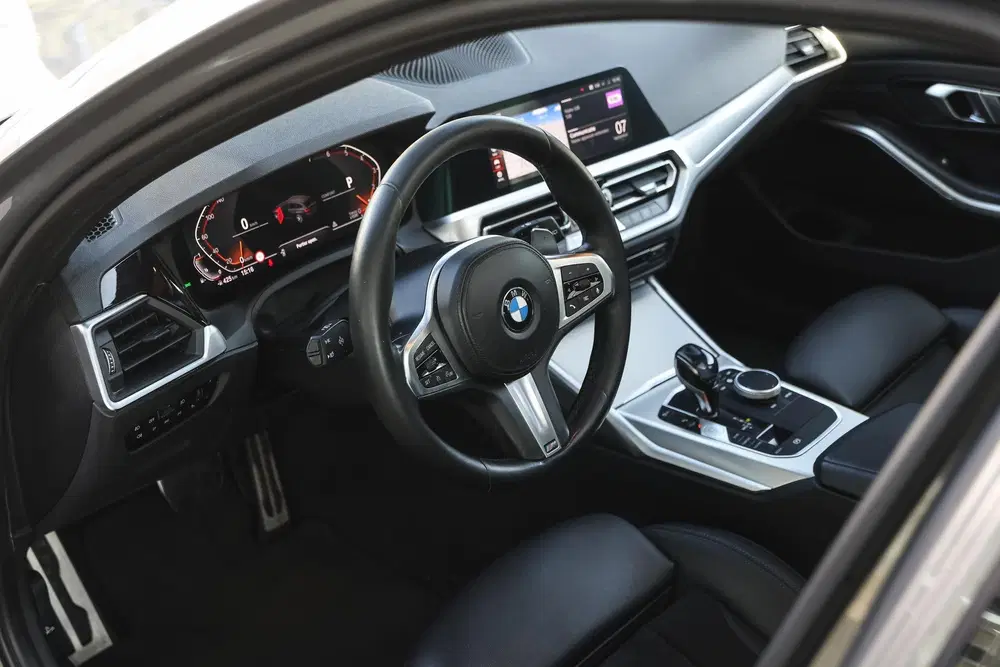 BMW 3-serie 318i Executive M Sport Automaat uit 2020, foto 12