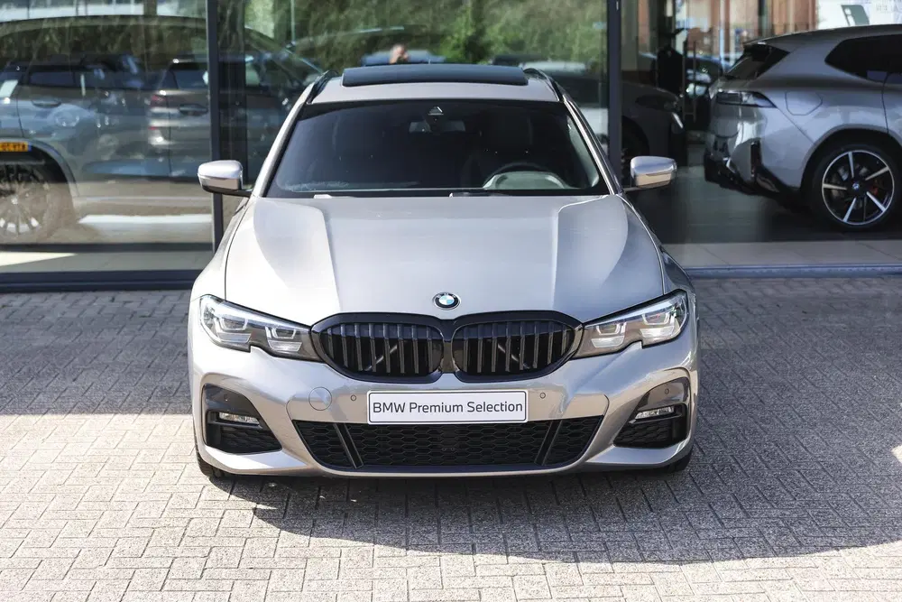 BMW 3-serie 318i Executive M Sport Automaat uit 2020, foto 6