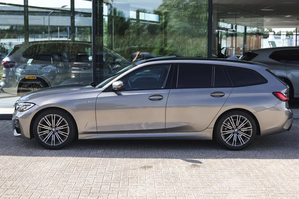 BMW 3-serie 318i Executive M Sport Automaat uit 2020, foto 8