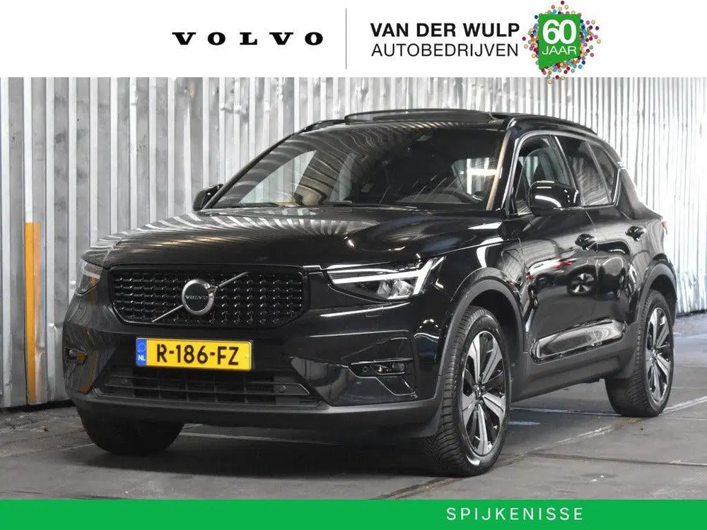 Volvo XC40 T5 262PK [Plug-in] Ultimate Dark uit 2022