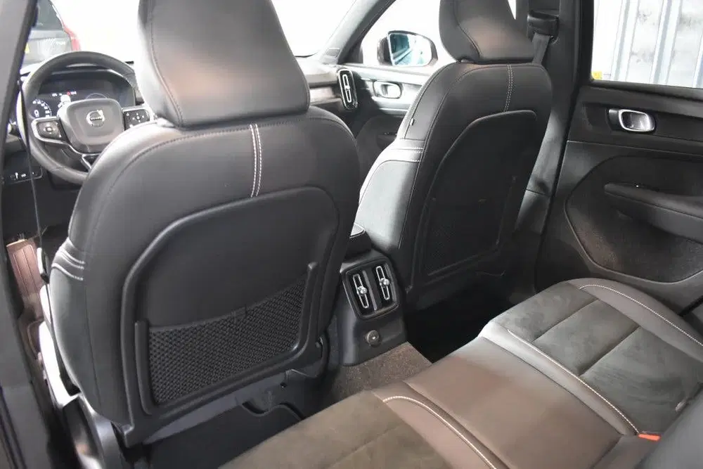 Volvo XC40 T5 262PK [Plug-in] Ultimate Dark uit 2022, foto 15