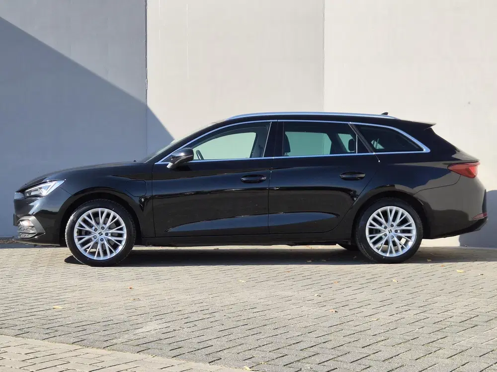 SEAT Leon 1.4 TSI eHybrid PHEV FR Business Inte uit 2023, foto 12