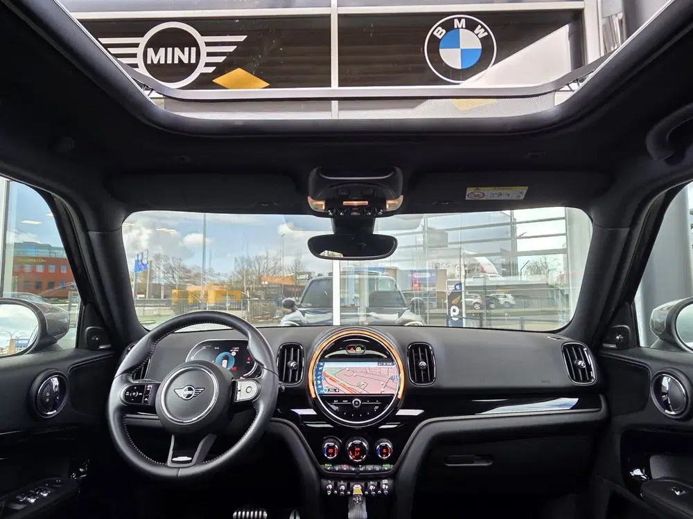 Mini Countryman 1.5 Cooper S E ALL4 JCW Panorama LED HK Me uit 2023, foto 4