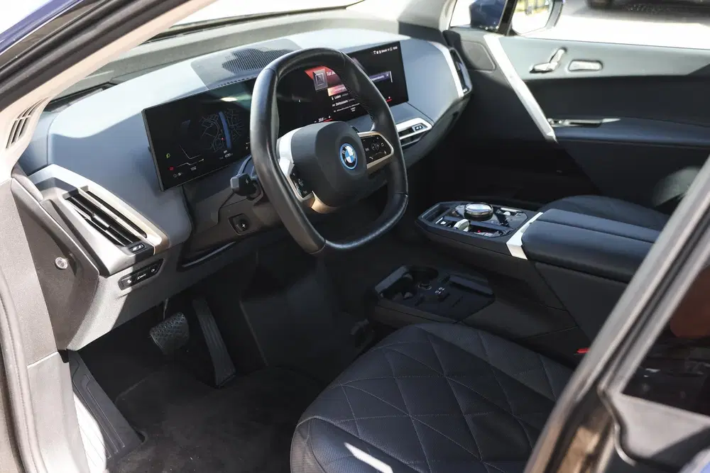 BMW iX xDrive40 High Executive uit 2021, foto 11