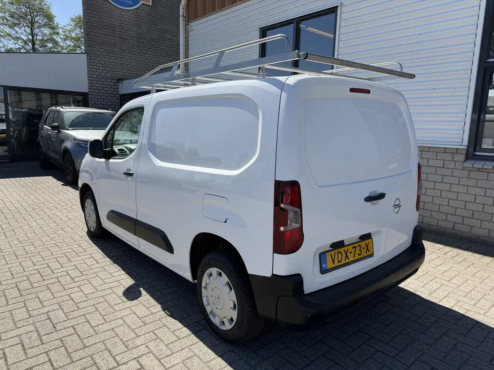 Opel Combo 1.5D L1H1 Edition uit 2020, foto 10