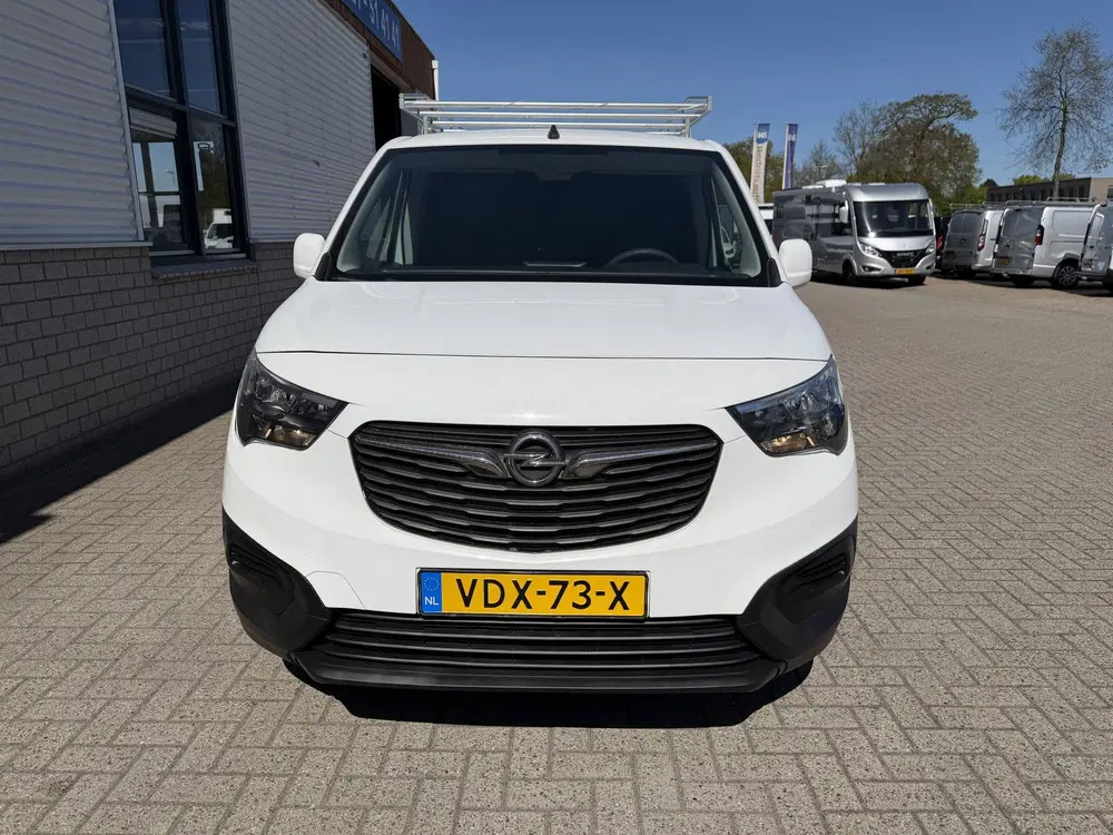 Opel Combo 1.5D L1H1 Edition uit 2020, foto 3