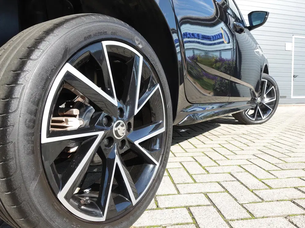 Skoda Kamiq 1.0 TSI 110pk DSG Monte Carlo RIJKLAAR uit 2023, foto 7