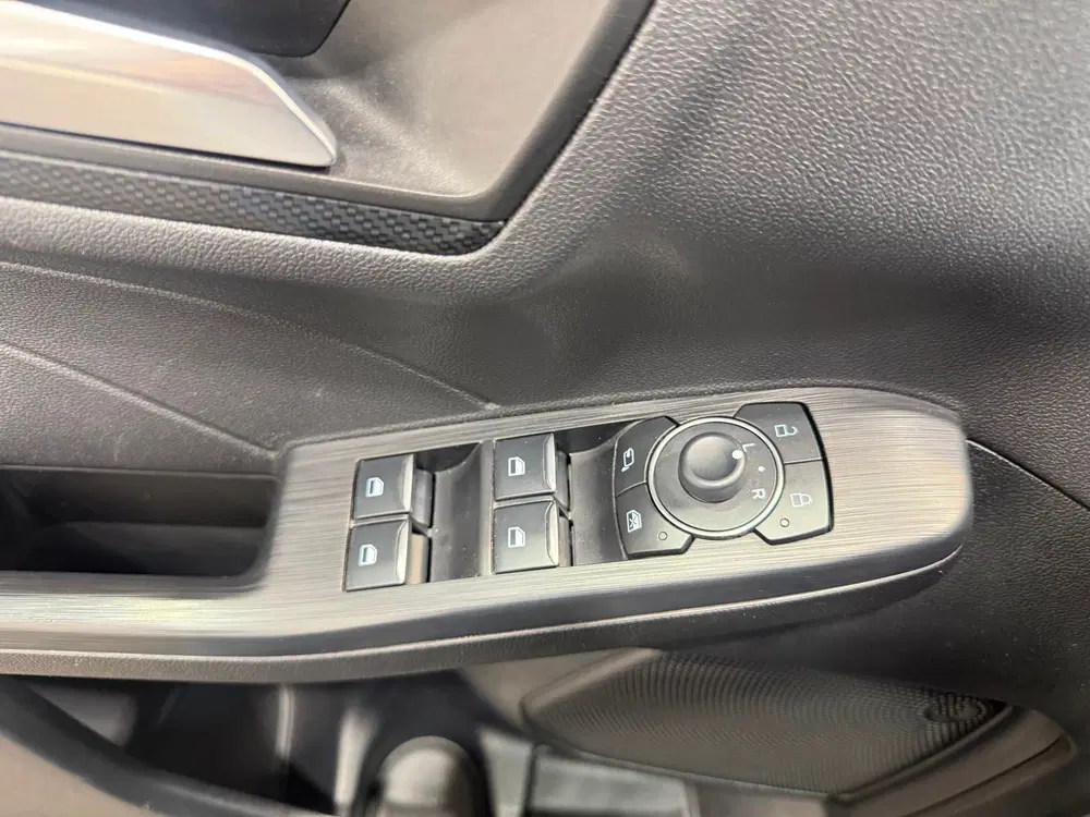 Ford Kuga 2.5 PHEV ST-Line X uit 2023, foto 11