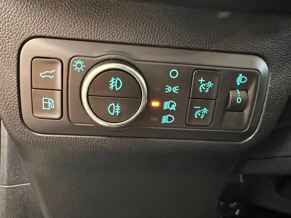 Ford Kuga 2.5 PHEV ST-Line X uit 2023, foto 14