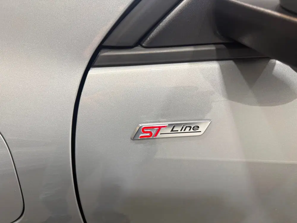 Ford Kuga 2.5 PHEV ST-Line X uit 2023, foto 7