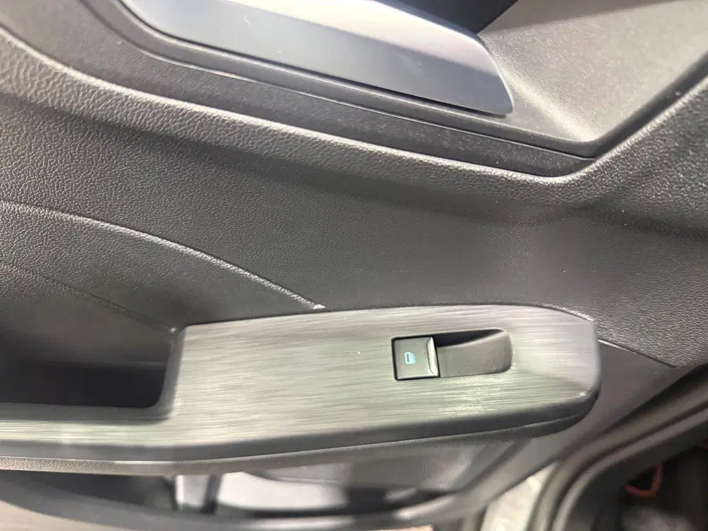 Ford Kuga 2.5 PHEV ST-Line X uit 2023, foto 9