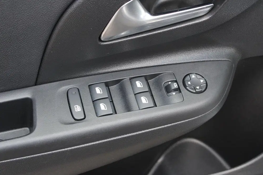 Opel Corsa 1.2 GS Line Clima uit 2022, foto 10