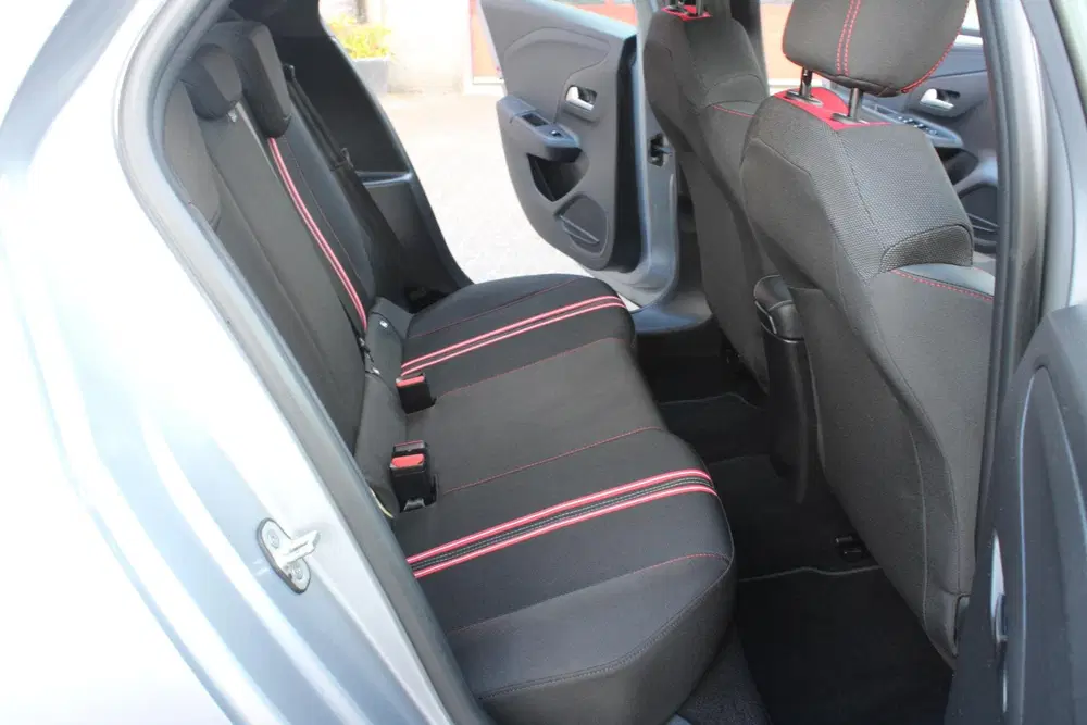 Opel Corsa 1.2 GS Line Clima uit 2022, foto 9