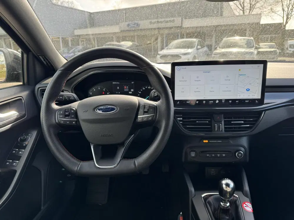 Ford Focus 1.0 EcoBoost Hybrid ST Line uit 2024, foto 8