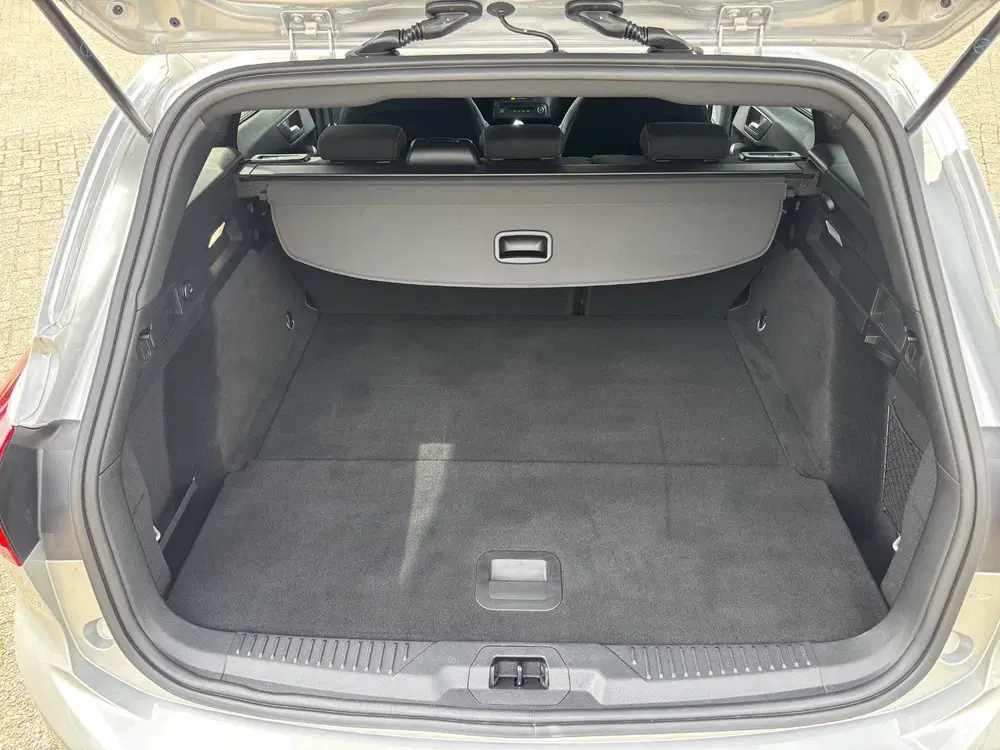 Ford Focus 1.0 EcoBoost Hybrid ST Line uit 2024, foto 8