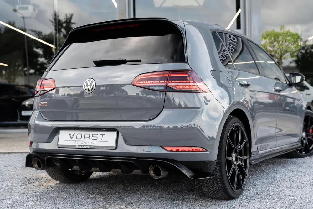 Volkswagen Golf 2.0 TSI GTI TCR Pano Dsg Akrapovic uit 2019, foto 12