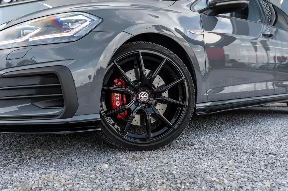 Volkswagen Golf 2.0 TSI GTI TCR Pano Dsg Akrapovic uit 2019, foto 9