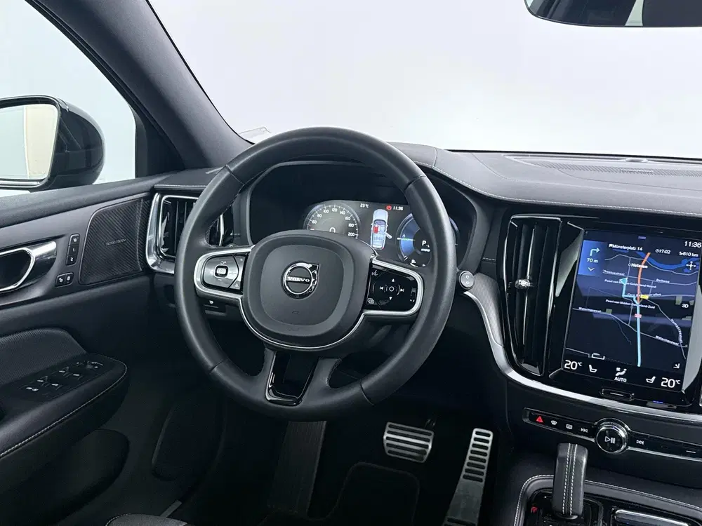 Volvo V60 2.0 T6 Plug-in hybrid AWD R-Design uit 2022, foto 12