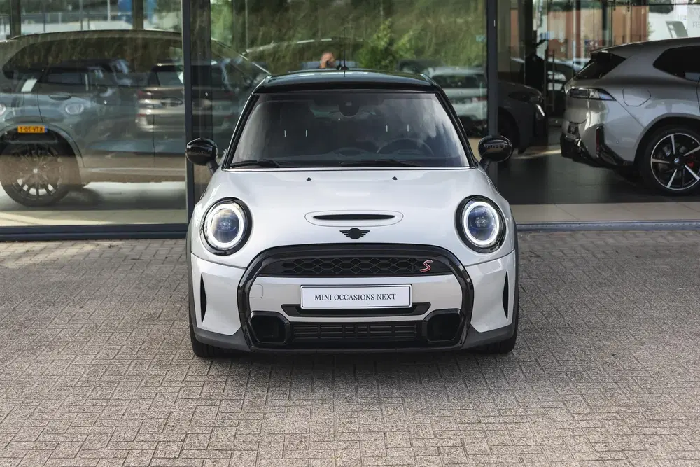 Mini Hatchback Cooper S Classic Automaat uit 2023, foto 5